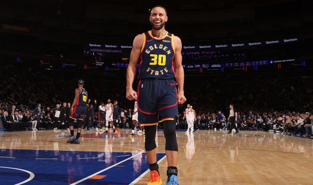 北卡罗来纳州戴维森镇30号州际公路出口正式以斯蒂芬·库里命名