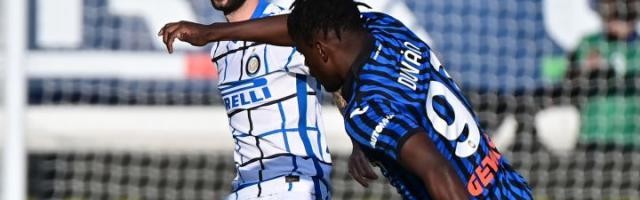 “真蓝黑”德比也是锋线对决 理念碰撞决定争冠走势