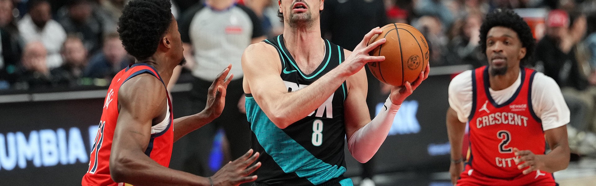 阿夫迪亚26+8霍勒迪27+9 开拓者战胜鹈鹕收获三连胜